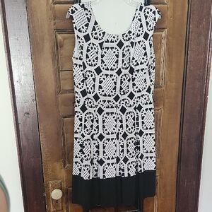 Tiana B. Black and White Geometric Midi Dress